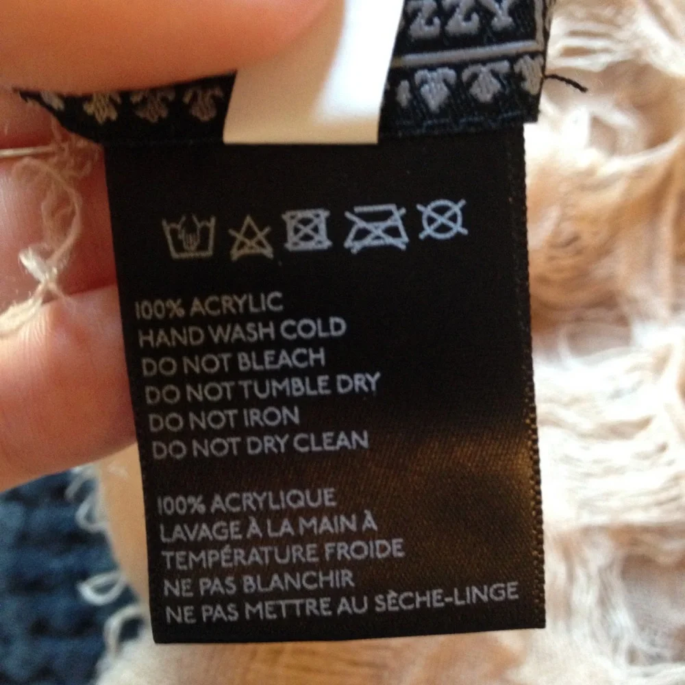 Urban Outfitters Deena & Ozzy Tan Circle Scarf